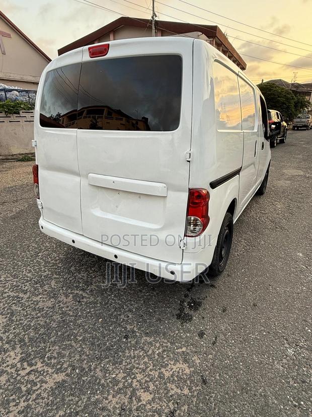 Nissan NV200 2016 White · Photo 5