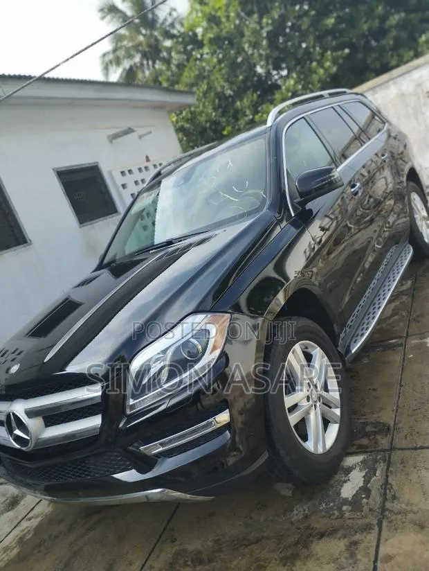 Mercedes-Benz GLC-Class 2016 Black · Photo 1