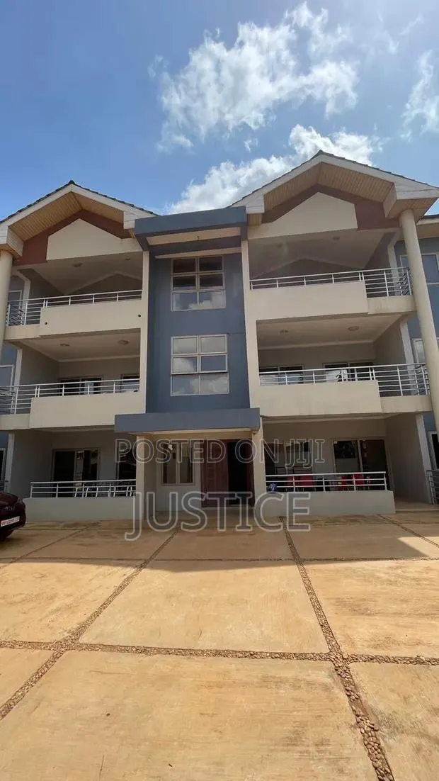 Furnished 9bdrm Apartment in Adenta, SDA Area for sale · Photo 1