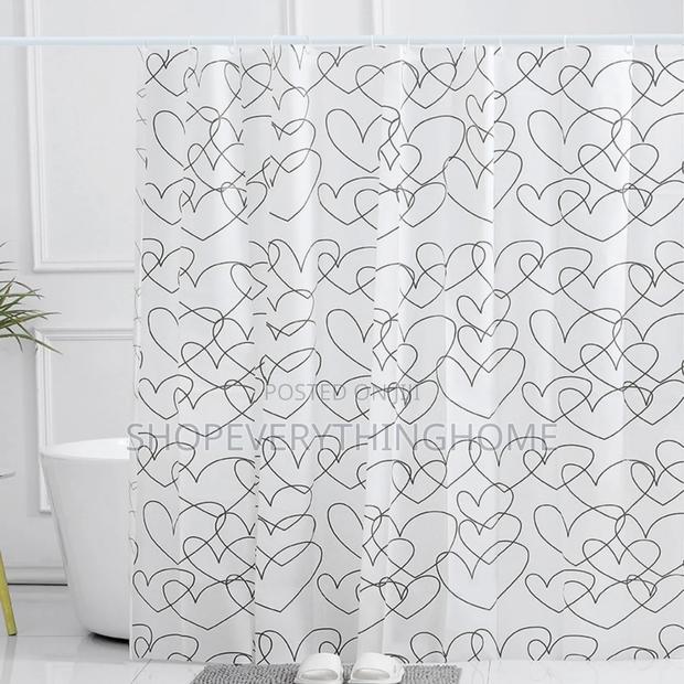 Shower Curtain · Photo 6