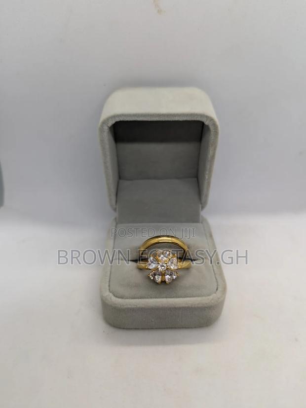 Geometric 2 Piece Wedding Rings (Swipe for More) · Photo 4