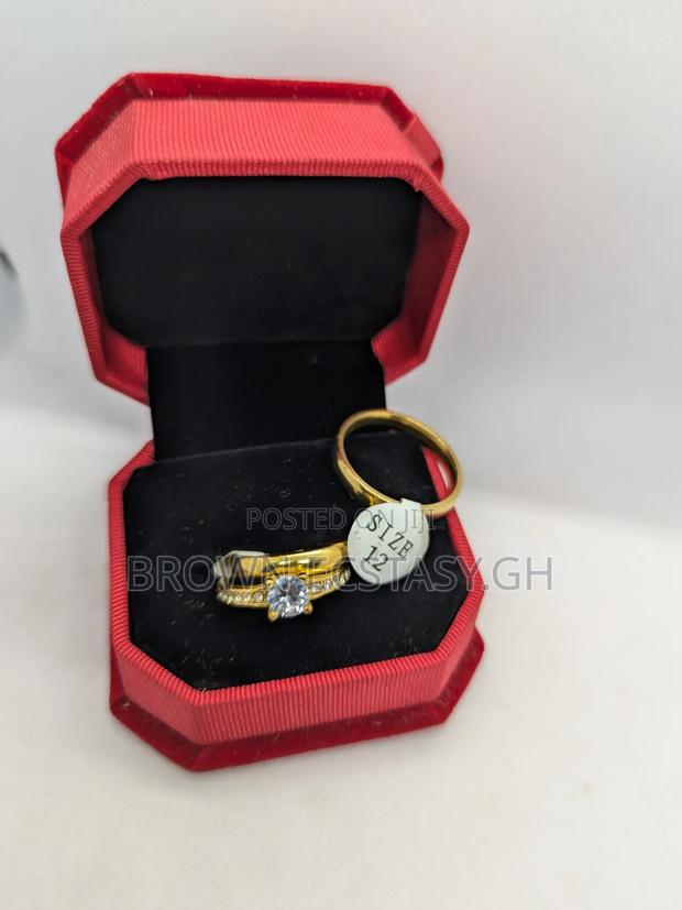 3 Pieces Round Stone Wedding Rings (Swipe) · Photo 4