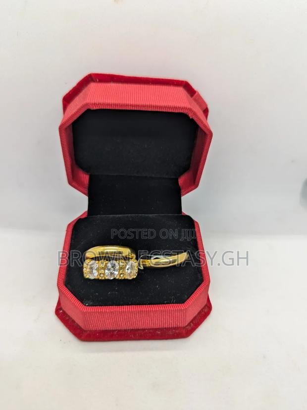 Three Piece Wedding Rings (Round)(Swipe) · Photo 2