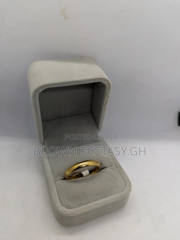 Plain Wedding Ring ( Available in Silver or Gold) · Photo 1