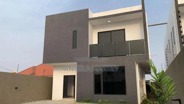 4bdrm House in Community 25 Tema for sale · Photo 6