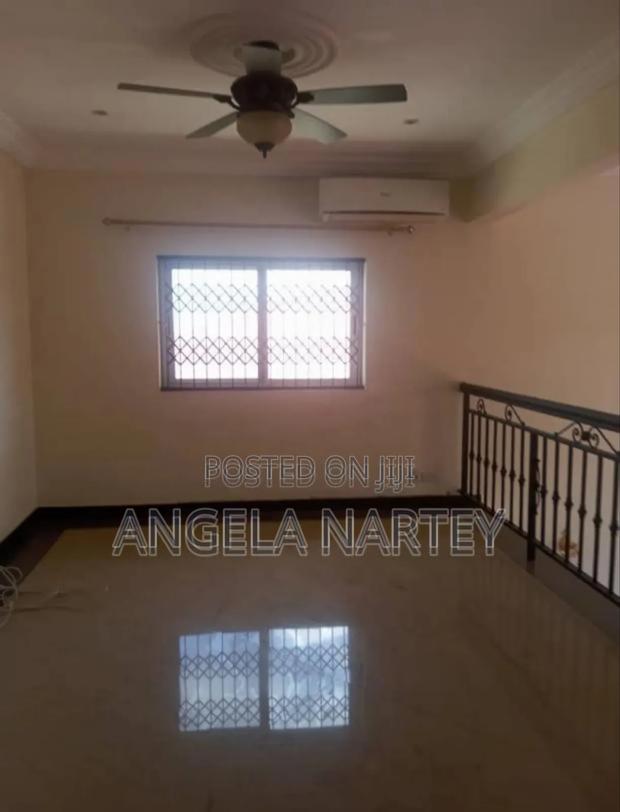 4bdrm House in Sakumono Estates for sale · Photo 6