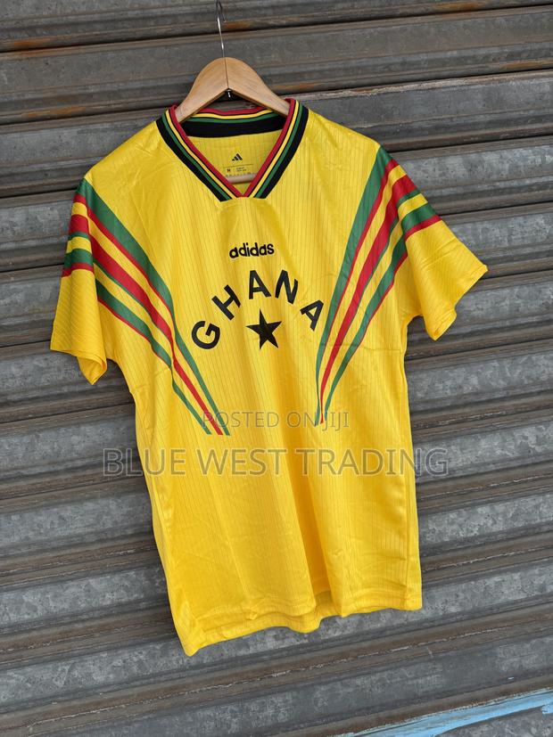 Ghana Abedi Pele Retro Jersey · Photo 4