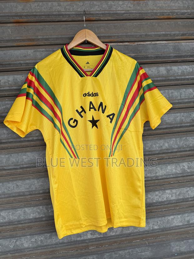Ghana Abedi Pele Retro Jersey · Photo 1