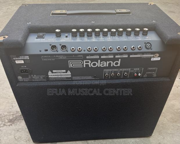Kc600 Roland Keyboard Combo · Photo 2