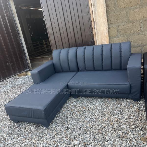 Tough Pale Black Leather Sofa Lshapes · Photo 1