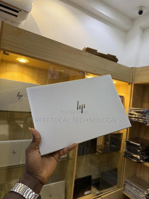 New Laptop HP EliteBook 845 G7 16GB AMD Ryzen 5 SSD 256GB · Photo 7