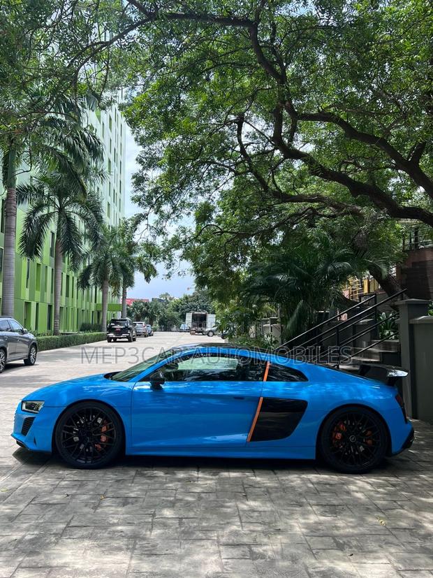 Audi R8 2018 Blue · Photo 4