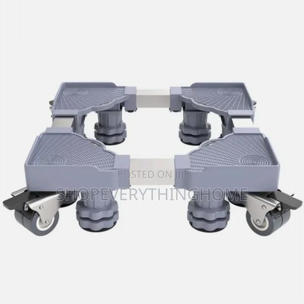 Movable Stands · Photo 2