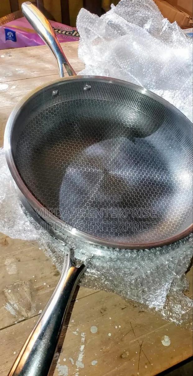 Nonstick Frying Pan 24/28cm · Photo 2