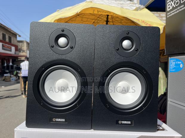 Yamaha Hs-5ii 2-Way 70w Bass Studio Monitors · Photo 2