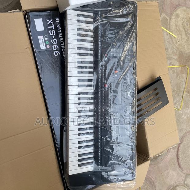 Angelet Professional Electronic Keyboard · Photo 3