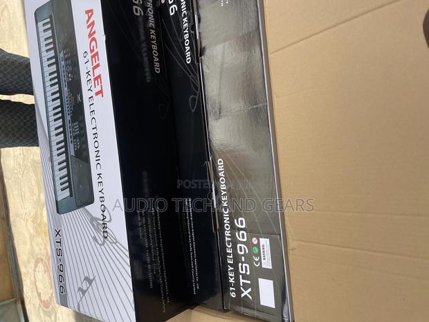 Angelet Professional Electronic Keyboard · Photo 2