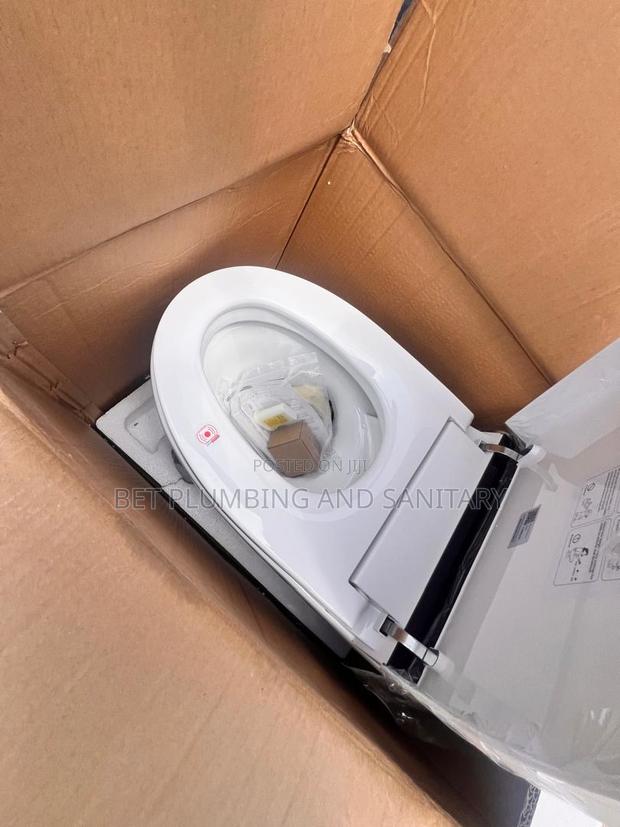 Remote Control Water Closet_smart Wc_sensor Wc · Photo 4