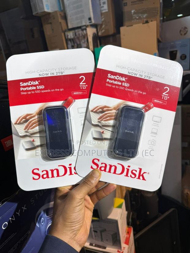 Sandisk Original 2tb Extreme Portable SSD External Drive Original · Photo 3