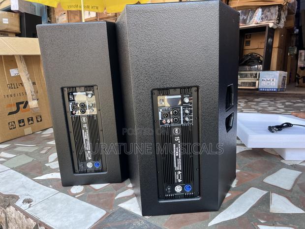 RCF 15 Inches Active Monitor · Photo 3