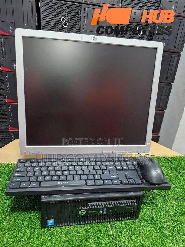 Desktop Computer HP ProDesk 400 4GB Intel Pentium HDD 256GB · Photo 1