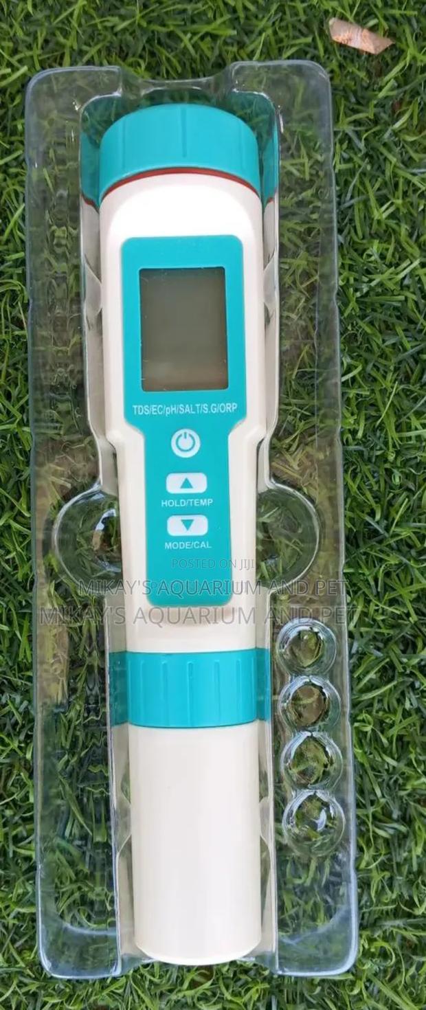 7 In One Water Tester · Photo 2