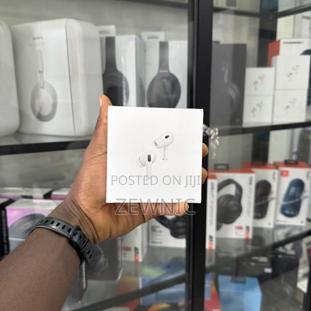 Apple Airpods Pro 2nd Generation Usb-C · Photo 1