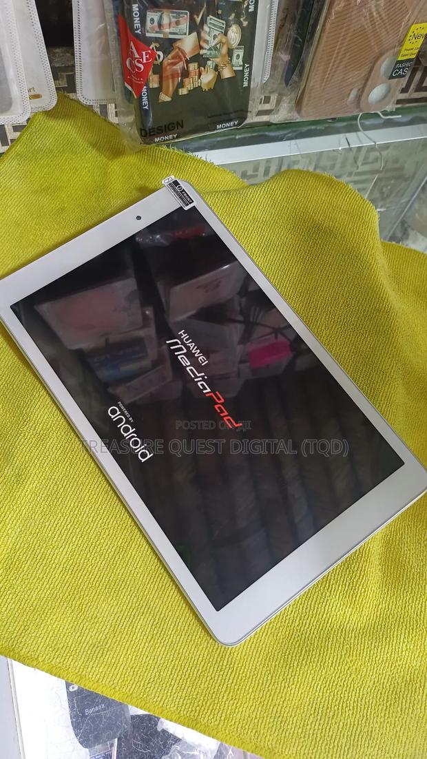 Huawei MediaPad T2 10.0 Pro 64 GB White · Photo 3