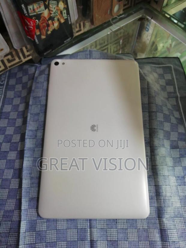 Huawei MediaPad T2 10.0 Pro 64 GB White · Photo 1