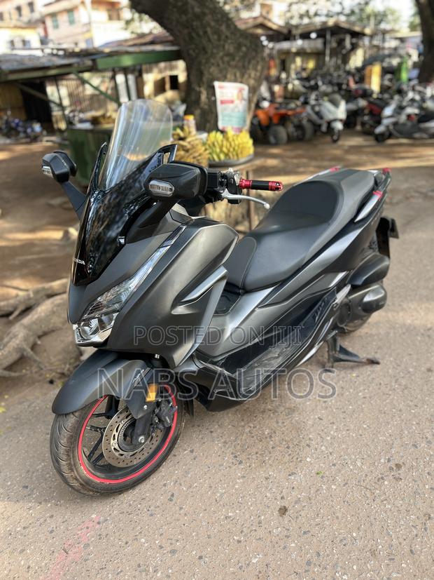 Honda Forza 2020 Black · Photo 2