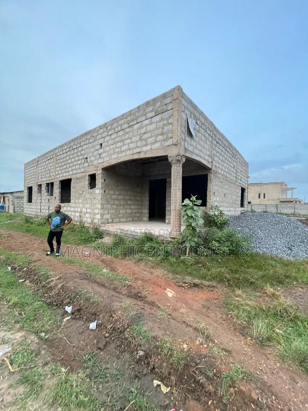 3bdrm House In Motorway, Ashaley Botwe For Sale · Photo 1