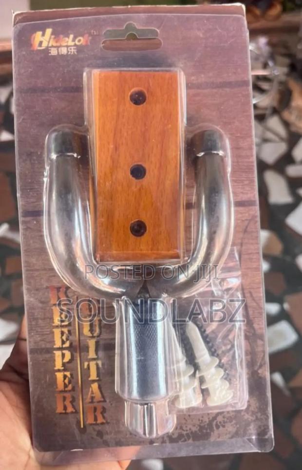 Guitar Wall Mount · Photo 1