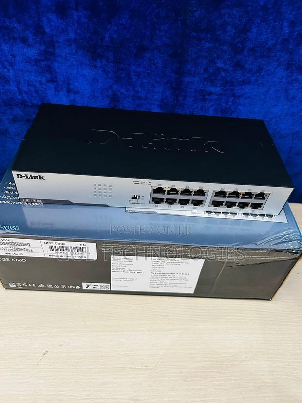 Dlink 16-Port Gigabit Unmanaged Desktop Switch DGS-1016d · Photo 1