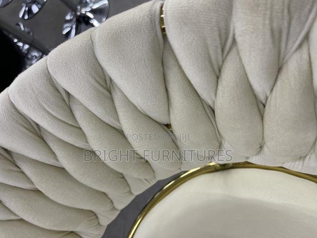 High Quality Luxury Bar Chair · Photo 4