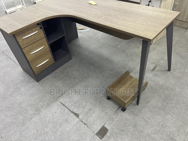 Wooden Office Table/ Desk · Photo 1