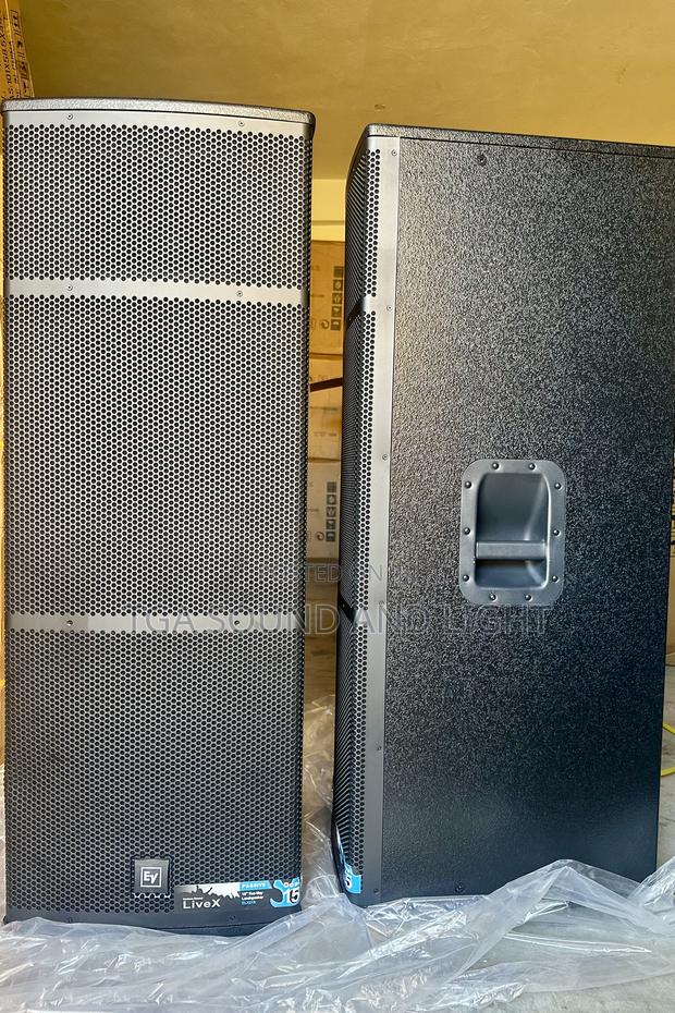 Electro-Voice Live X Passive Full Range Speakers [Pair] · Photo 3