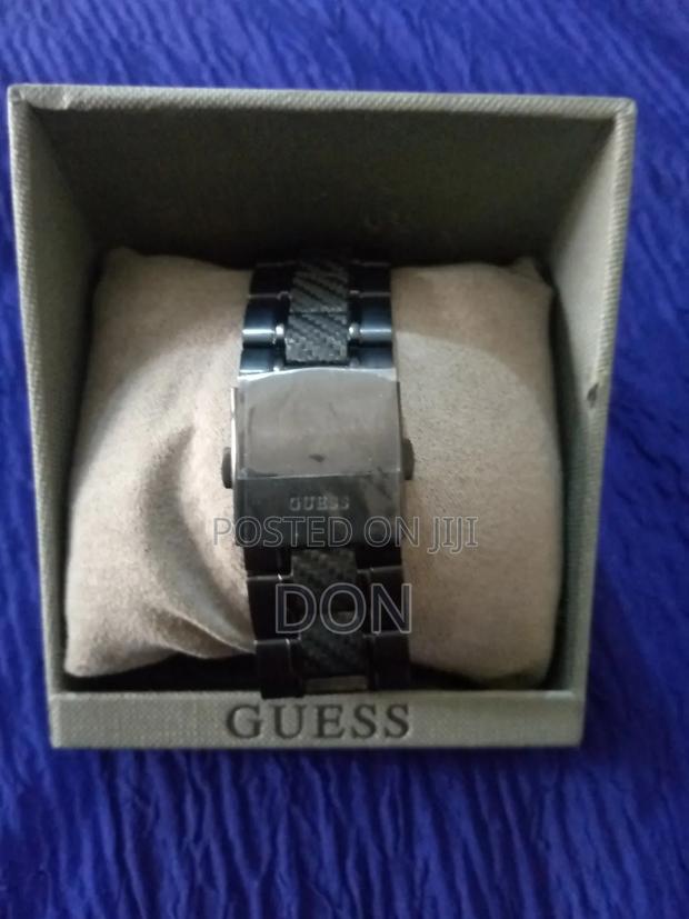 Guess Chronograph Carbon Fibre Watch · Photo 6