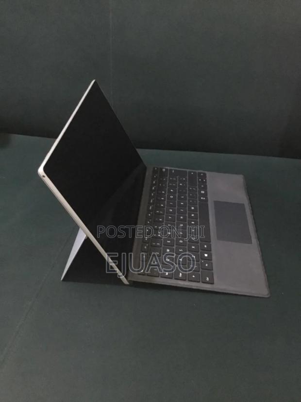 Laptop Microsoft Surface Pro 5 8GB Intel Core i5 SSD 256GB · Photo 6