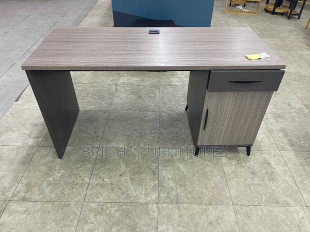 Imported Wooden Office Desk · Photo 1
