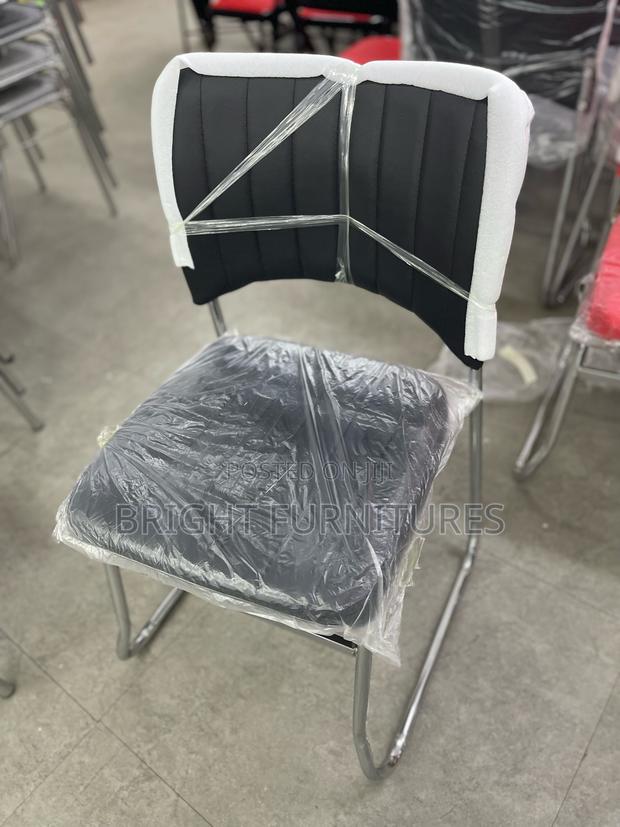 Dining Chair/ Conference Chair · Photo 3