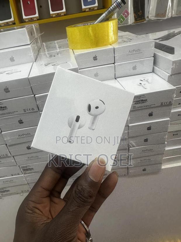 Airpods 4 (2024) · Photo 1