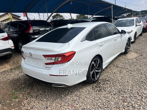 Honda Accord Sport (1.5L 4cyl Turbo CVT) 2019 White · Photo 5