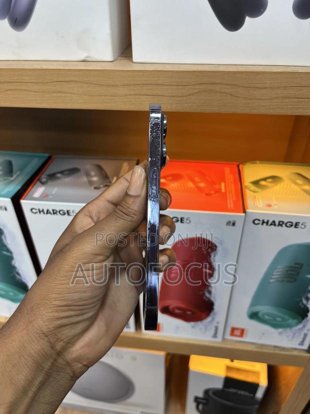 Apple iPhone 14 Pro 256 GB Purple · Photo 8