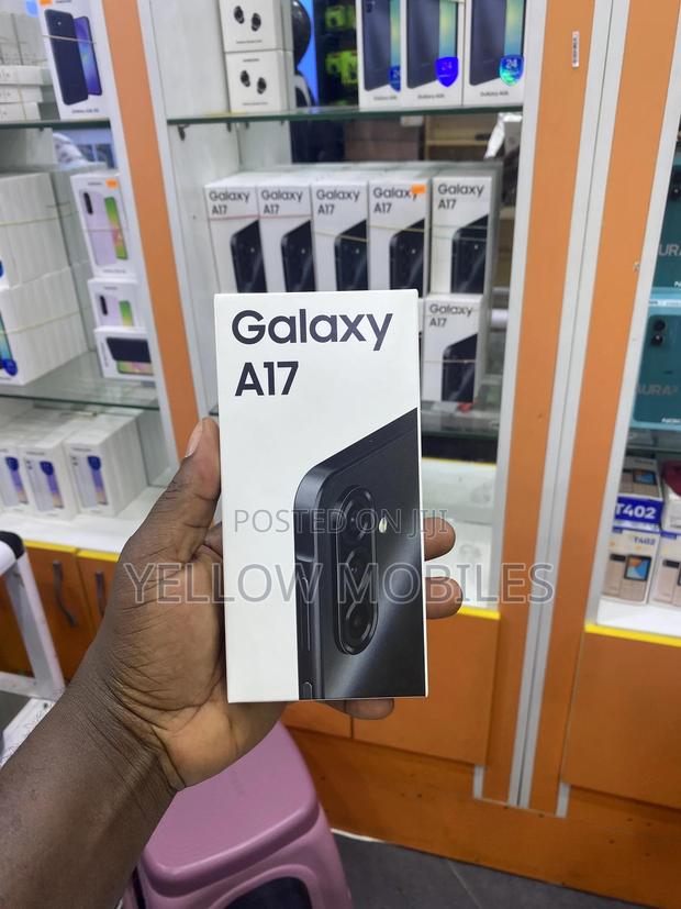 New Samsung Galaxy A17 256 GB Black · Photo 4