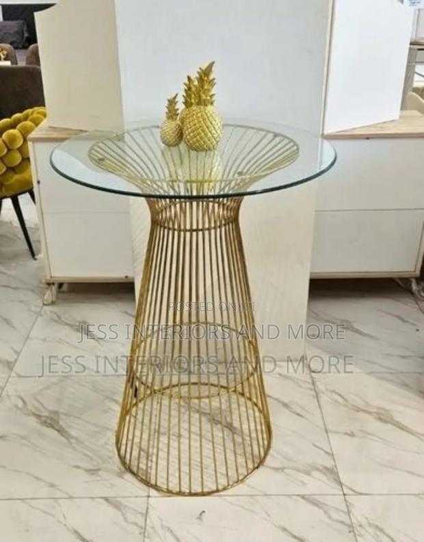 Bar Table (Gold Cocktail Table) · Photo 2