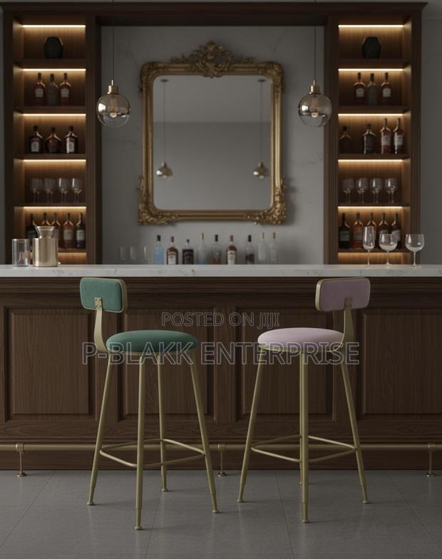 Accent Kitchen Bar Chairs/ Dining Chairs · Photo 3