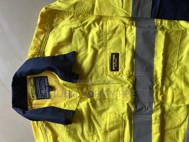 Reflective Work Shirt Or High-visibility Safety Shirt · Photo 2