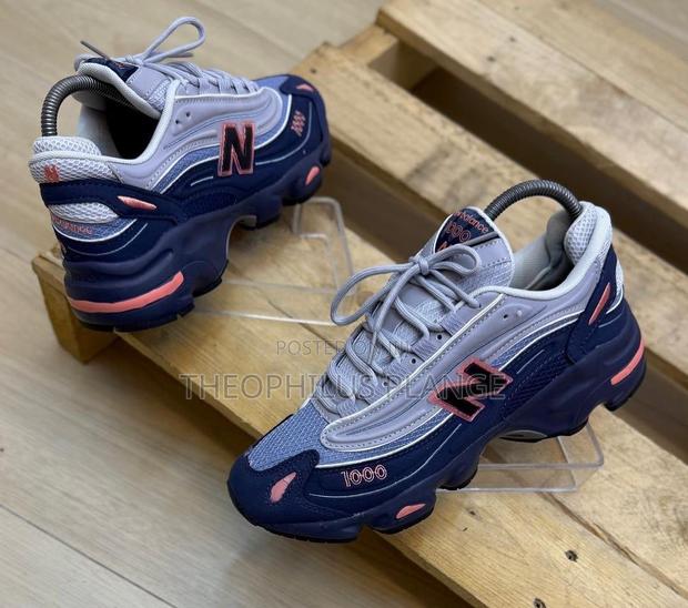 Original New Balance 1000 Sneaker · Photo 1