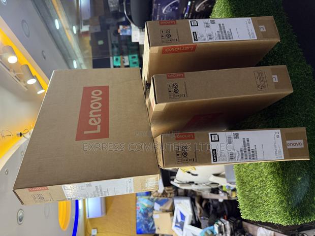 New Laptop Lenovo Ideapad V14 IGL 8GB Intel Core I3 SSD 256GB · Photo 4