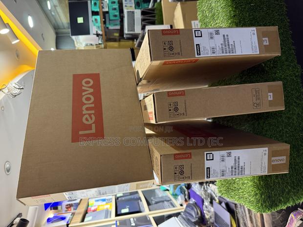 New Laptop Lenovo Ideapad V14 IGL 8GB Intel Core I3 SSD 256GB · Photo 1